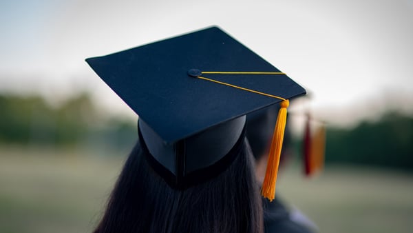 Ai phù hợp để nhận bằng BSc in Applied Accounting OBU?